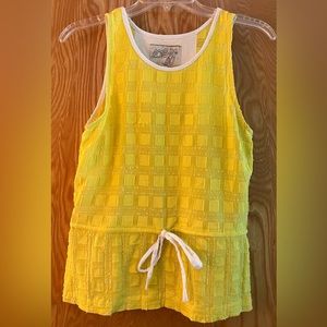 Stunning yellow sleeveless top with tie waist